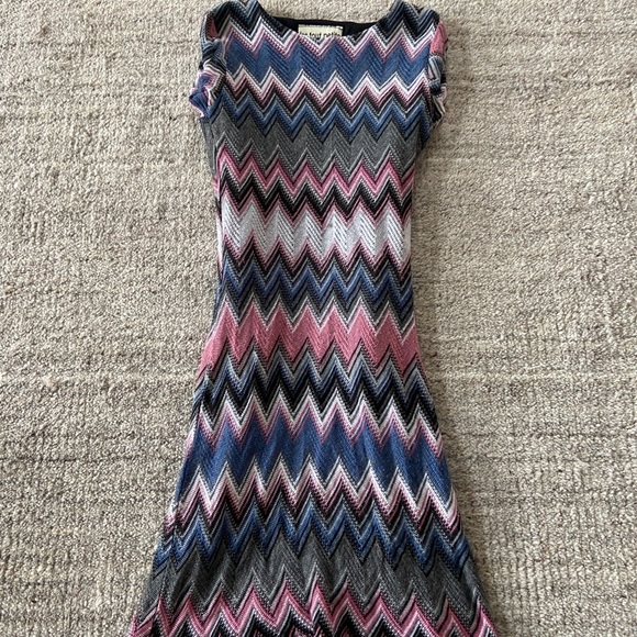 Les Tout Petits dress - Picture 1 of 5